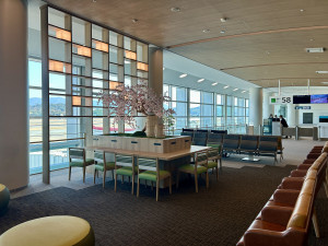 福岡空港国際線ターミナルビル等増改築工事が完了